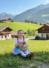 Lade das Bild in den Galerie-Viewer, Verspieltes Dirndl mit Schürze – Blau & Rosa Trachtenkleid – Volksfest Stil