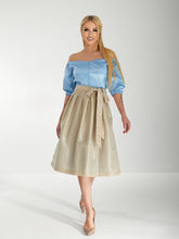 Lade das Bild in den Galerie-Viewer, Elegantes Dirndl in Himmelblau & Champagner