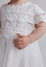 Lade das Bild in den Galerie-Viewer, Kleid für Taufe in Weiss