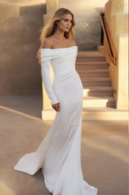 Lade das Bild in den Galerie-Viewer, Elegantes Brautkleid aus Seiden-Satin