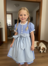 Lade das Bild in den Galerie-Viewer, Kinder-Dirndl aus Baumwolle in Hellblau