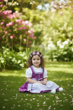 Lade das Bild in den Galerie-Viewer, Mädchen Dirndl Kleid in Lila – Festliches Kinderkleid mit Blumenmuster | Trachtenkleid für Mädchen