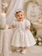 Lade das Bild in den Galerie-Viewer, Exklusives Taufkleid aus Seide – mit passender Bluse