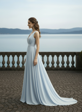 Lade das Bild in den Galerie-Viewer, Individuell Angefertigtes Abendkleid Von Anna Kaval - Große Farbauswahl Für Jeden Anlass