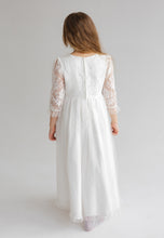 Lade das Bild in den Galerie-Viewer, Kommunionskleid lang aus Spitze und Tüll