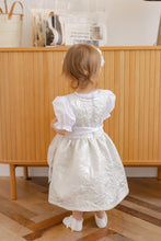 Lade das Bild in den Galerie-Viewer, Festliches Baby Dirndl in Silber mit Spitze für die Taufe, Hochzeiten oder Oktoberfest