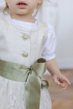 Lade das Bild in den Galerie-Viewer, Kinderdirndl, Taufdirndl, Kommuniondirndl,Trachtenkleid