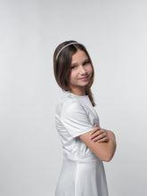 Lade das Bild in den Galerie-Viewer, Kommunionkleid schlicht und elegant