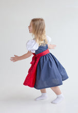 Lade das Bild in den Galerie-Viewer, Kinderdirndl Laura