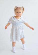 Lade das Bild in den Galerie-Viewer, Taufkleid/ Festkleid