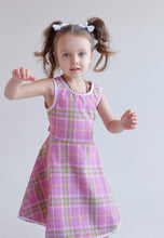 Lade das Bild in den Galerie-Viewer, Kariertes Kleid