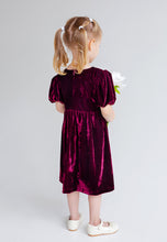 Lade das Bild in den Galerie-Viewer, Cocktail / festliches Kleid aus Samt in bordeaux rot