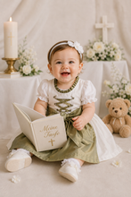 Lade das Bild in den Galerie-Viewer, Taufdirndl für Mädchen – Seide &amp; Baumwolle | Festliches Taufkleid
