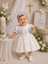 Lade das Bild in den Galerie-Viewer, Exklusives Taufkleid aus Seide – mit passender Bluse
